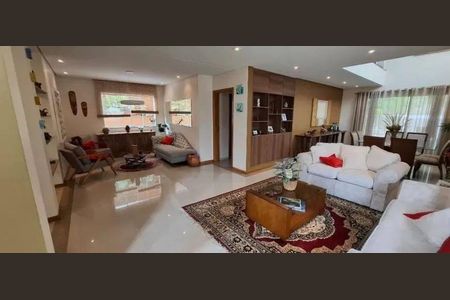 Casa à venda com 5 quartos, 408m² em Parque dos Principes, São Paulo