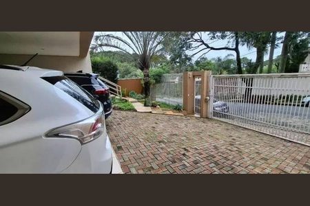 Casa para alugar com 408m², 5 quartos e 6 vagas