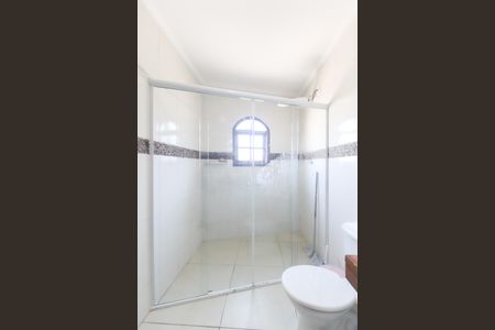 Casa à venda com 125m², 2 quartos e 2 vagas Casa à venda com 125m², 2 quartos e 2 vagasBanheiro Quarto 1 - Suíte