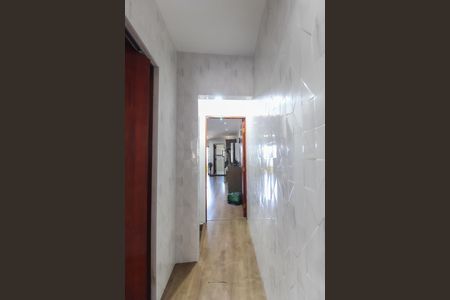 Casa à venda com 125m², 2 quartos e 2 vagas Casa à venda com 125m², 2 quartos e 2 vagasCorredor