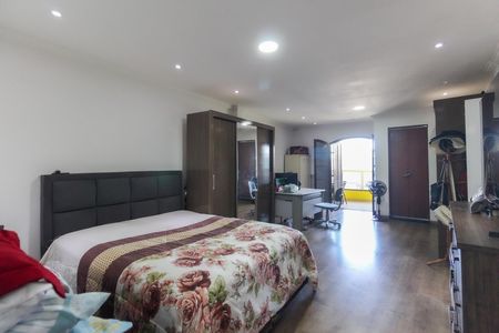 Casa à venda com 125m², 2 quartos e 2 vagas Casa à venda com 125m², 2 quartos e 2 vagasQuarto 1 - Suíte