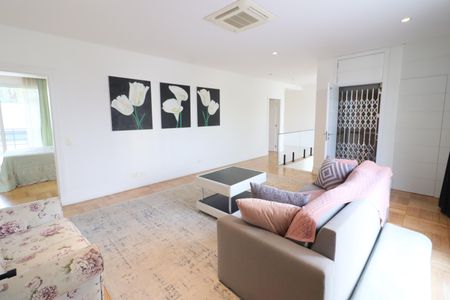 Casa de condomínio à venda com 750m², 4 quartos e 8 vagasSala 2