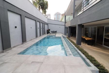 Casa de condomínio à venda com 750m², 4 quartos e 8 vagasPiscina