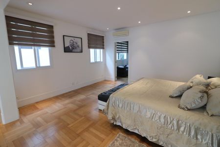 Casa de condomínio à venda com 750m², 4 quartos e 8 vagasSuíte 1