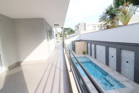 Casa de condomínio à venda com 750m², 4 quartos e 8 vagasSuíte 1