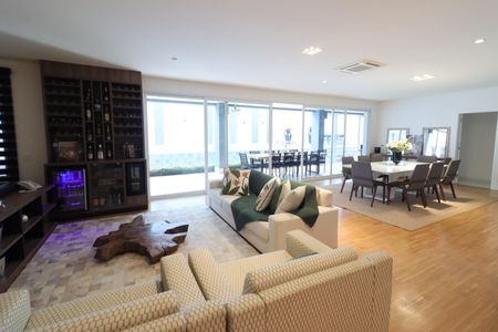 Casa de condomínio à venda com 750m², 4 quartos e 8 vagasSala