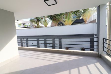 Casa de condomínio à venda com 750m², 4 quartos e 8 vagasSuíte 1