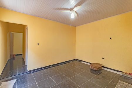 Casa para alugar com 60m², 2 quartos e 1 vaga