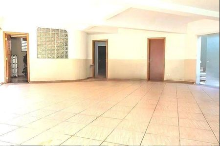 Casa à venda com 3 quartos, 341m² em Parque dos Principes, São Paulo