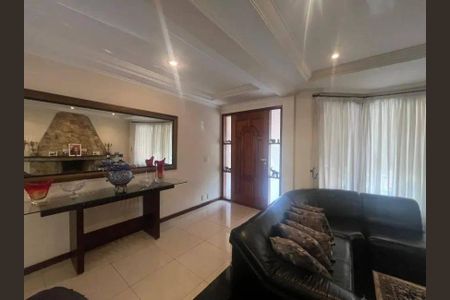 Casa à venda com 480m², 5 quartos e 5 vagas