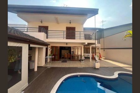 Casa à venda com 480m², 5 quartos e 5 vagas