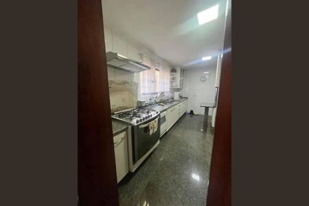 Casa à venda com 480m², 5 quartos e 5 vagas