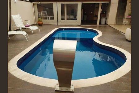 Casa à venda com 480m², 5 quartos e 5 vagas