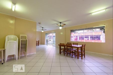 Apartamento para alugar com 64m², 2 quartos e 1 vagaÁrea Comum 