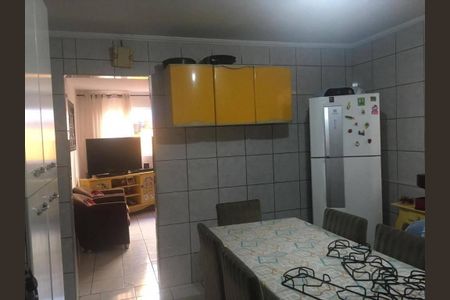 Casa à venda com 3 quartos, 146m² em Vila Nova Alba, São Paulo
