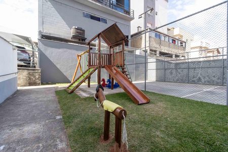 Apartamento à venda com 45m², 2 quartos e 2 vagasÁrea comum - Playground