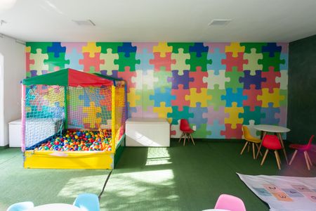 Apartamento para alugar com 43m², 2 quartos e 1 vaga Apartamento para alugar com 43m², 2 quartos e 1 vagaÁrea comum - Brinquedoteca