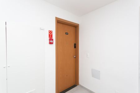 Apartamento para alugar com 43m², 2 quartos e 1 vaga Apartamento para alugar com 43m², 2 quartos e 1 vagaEntrada