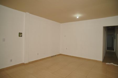 Sala de casa para alugar com 2 quartos, 480m² em Itaipuaçu, Maricá