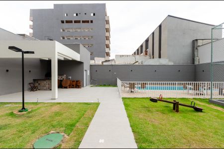 Studio à venda com 29m², 2 quartos e sem vaga Studio à venda com 29m², 2 quartos e sem vagaÁrea comum - Piscina