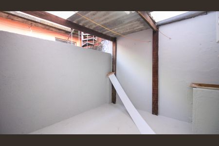 Casa para alugar com 65m², 1 quarto e sem vagaÁrea externa
