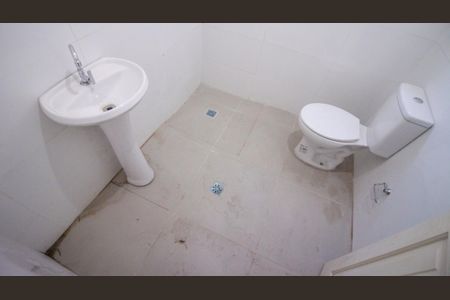 Casa para alugar com 65m², 1 quarto e sem vagaBanheiro