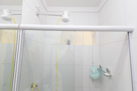 Casa de condomínio à venda com 560m², 5 quartos e 6 vagas Casa de condomínio à venda com 560m², 5 quartos e 6 vagasBanheiro 5
