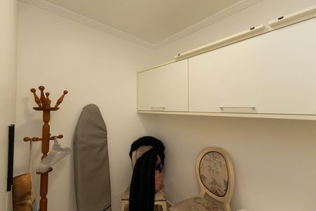 Casa de condomínio à venda com 560m², 5 quartos e 6 vagas Casa de condomínio à venda com 560m², 5 quartos e 6 vagasQuarto 4