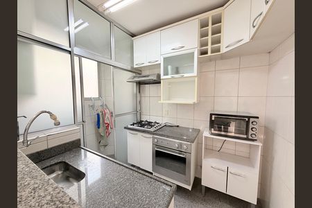 Apartamento à venda com 98m², 2 quartos e 1 vagaCozinha