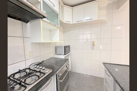 Apartamento à venda com 98m², 2 quartos e 1 vagaCozinha