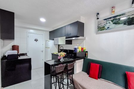 Apartamento à venda com 32m², 2 quartos e sem vaga Apartamento à venda com 32m², 2 quartos e sem vagaSala