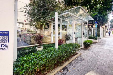 Apartamento à venda com 200m², 3 quartos e 2 vagasfachada do predio