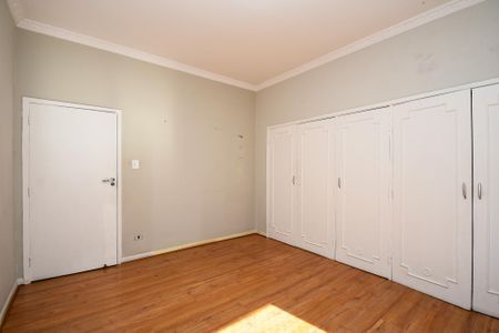 Apartamento à venda com 200m², 3 quartos e 2 vagasquarto 2