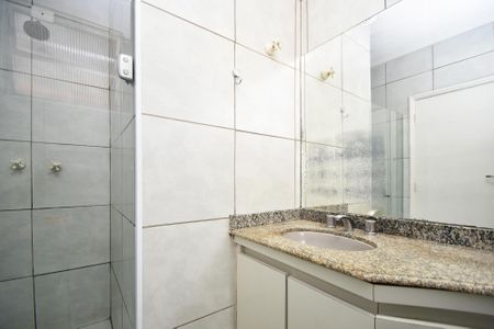 Apartamento à venda com 200m², 3 quartos e 2 vagasbanheiro quarto 3
