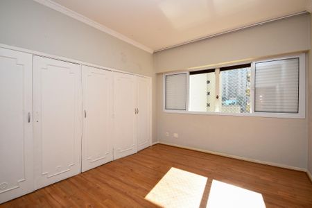 Apartamento à venda com 200m², 3 quartos e 2 vagasquarto 2