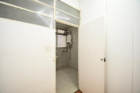 Apartamento à venda com 200m², 3 quartos e 2 vagasquarto de serviço