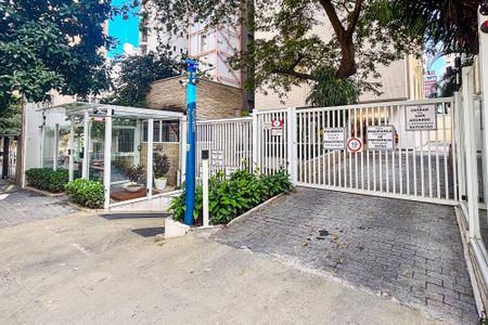 Apartamento à venda com 200m², 3 quartos e 2 vagasfachada do predio