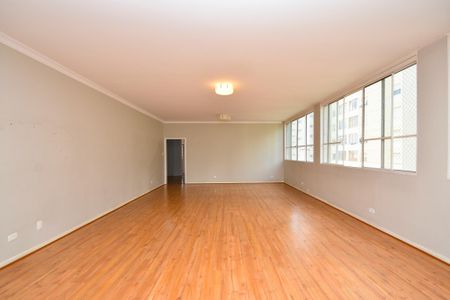 Apartamento à venda com 200m², 3 quartos e 2 vagasSala