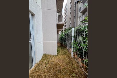 Apartamento à venda com 48m², 2 quartos e sem vaga Apartamento à venda com 48m², 2 quartos e sem vagaVaranda