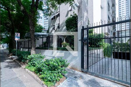 Apartamento à venda com 67m², 2 quartos e 1 vaga Apartamento à venda com 67m², 2 quartos e 1 vagaFachada