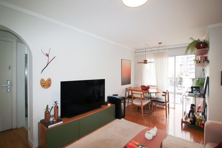 Apartamento à venda com 67m², 2 quartos e 1 vaga Apartamento à venda com 67m², 2 quartos e 1 vagaSala