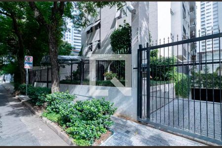 Apartamento à venda com 67m², 2 quartos e 1 vaga Apartamento à venda com 67m², 2 quartos e 1 vagaFachada