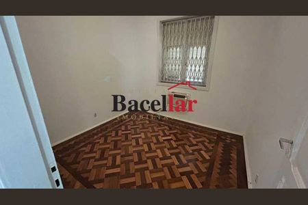 Casa à venda com 8 quartos, 451m² em Vila Isabel, Rio de Janeiro