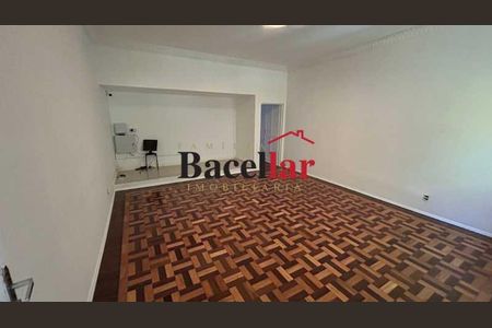 Casa à venda com 451m², 8 quartos e 6 vagas