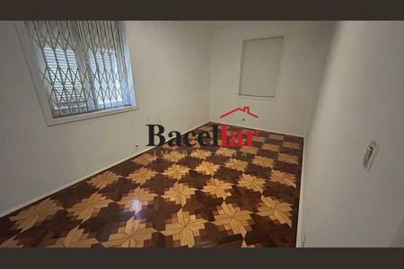Casa à venda com 8 quartos, 451m² em Vila Isabel, Rio de Janeiro