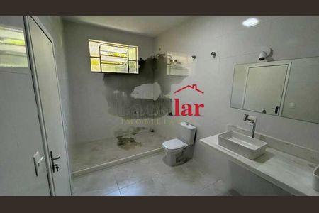 Casa à venda com 451m², 8 quartos e 6 vagas