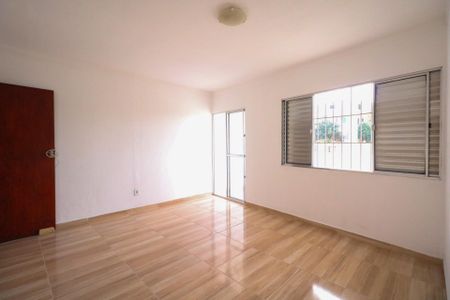 Casa para alugar com 72m², 2 quartos e 1 vaga Casa para alugar com 72m², 2 quartos e 1 vagaSuíte
