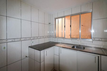 Casa para alugar com 72m², 2 quartos e 1 vaga Casa para alugar com 72m², 2 quartos e 1 vagaCozinha