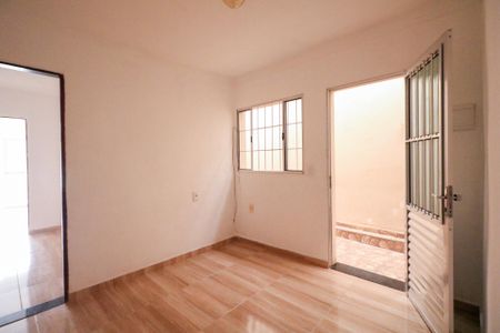 Sala de casa para alugar com 2 quartos, 72m² em Eldorado, Diadema