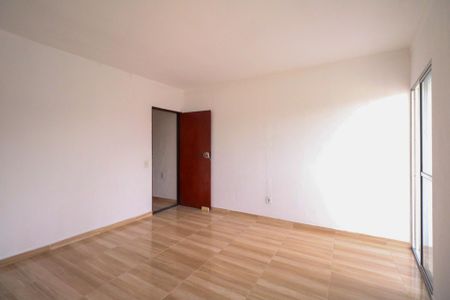Casa para alugar com 72m², 2 quartos e 1 vaga Casa para alugar com 72m², 2 quartos e 1 vagaSuíte